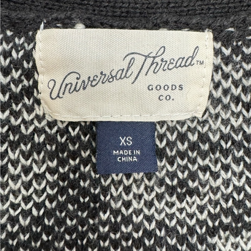 🐆 Soft Leopard Print Cardigan - Universal Thread™ - Picture 9 of 9